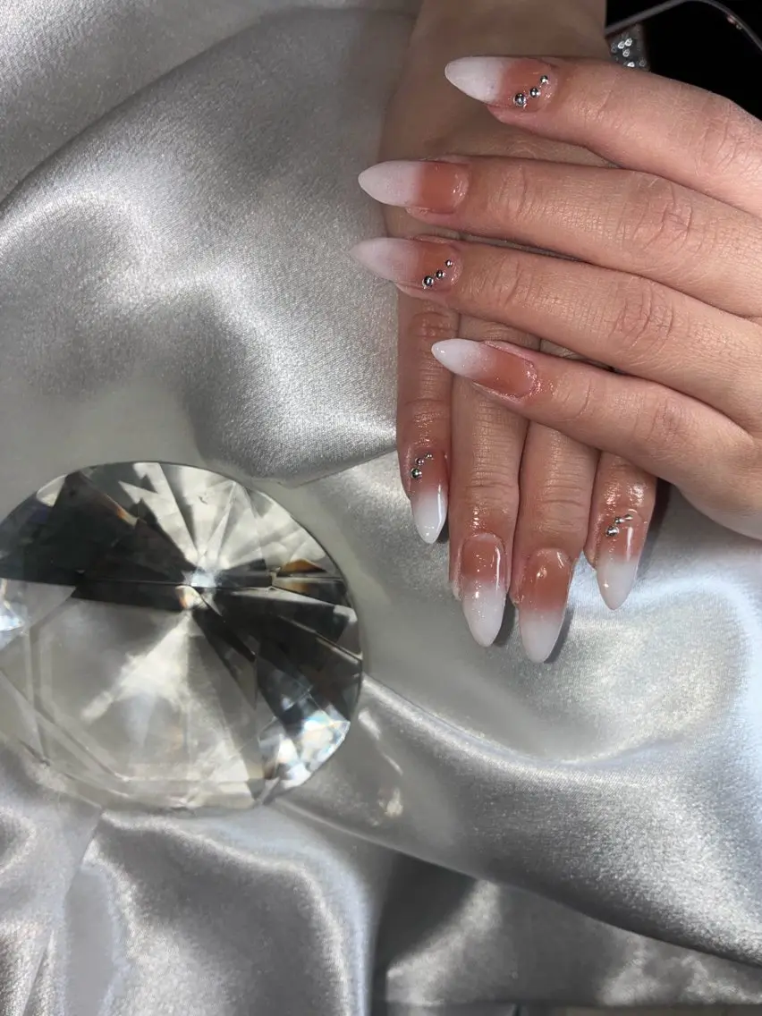 ミディアム ハンドネイル YOKOSUKA NAILS💅✨のネイルデザイン