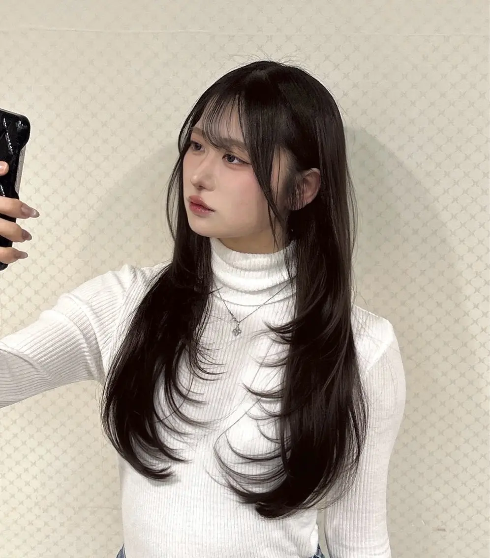 ロング ハッシュカット ハイレイヤー レイヤーカット 韓国レイヤー/顔周り カット/Takunaのヘアスタイル