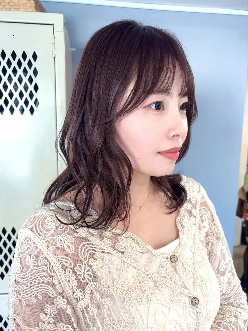 ミディアム カラー カット ヘアカラー トリートメント 髪質改善/ヘアケア coiiはしもとはなのヘアスタイル