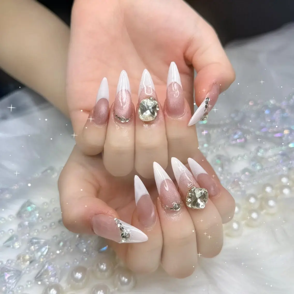 ネイル 長さ出し フレンチネイル 韓国ネイル ロングネイル シンプルネイル ハンドネイル ハンドケア Mina Aurea Nailのネイルデザイン
