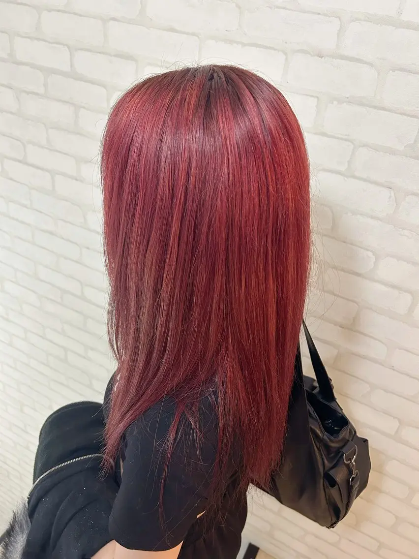 カラー ブリーチ ピンクカラー ヘアカラー 菅野 流那のヘアスタイル