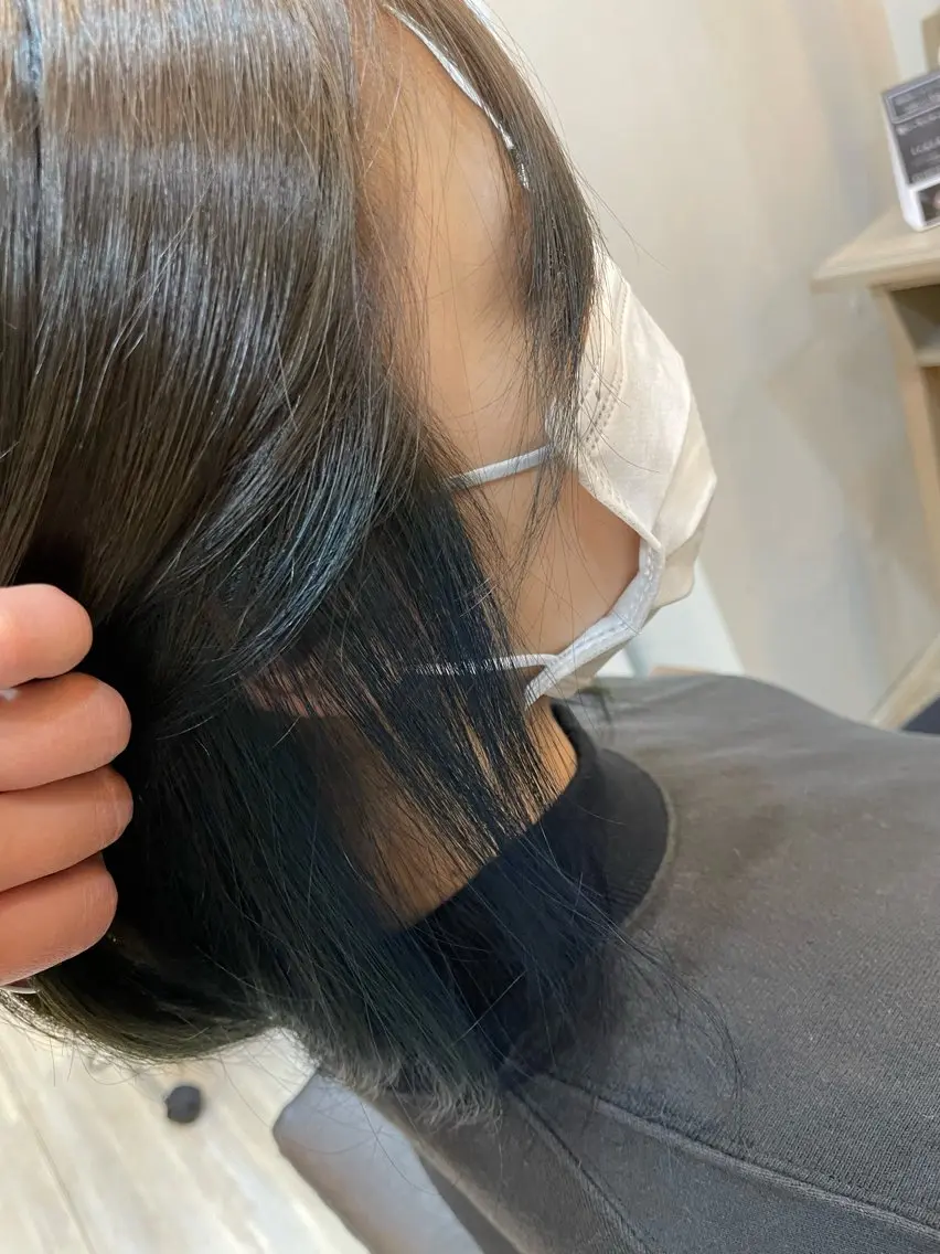 ショート カラー ブルーカラー インナーカラー カット ヘアカラー APPEL / fujiiのヘアスタイル