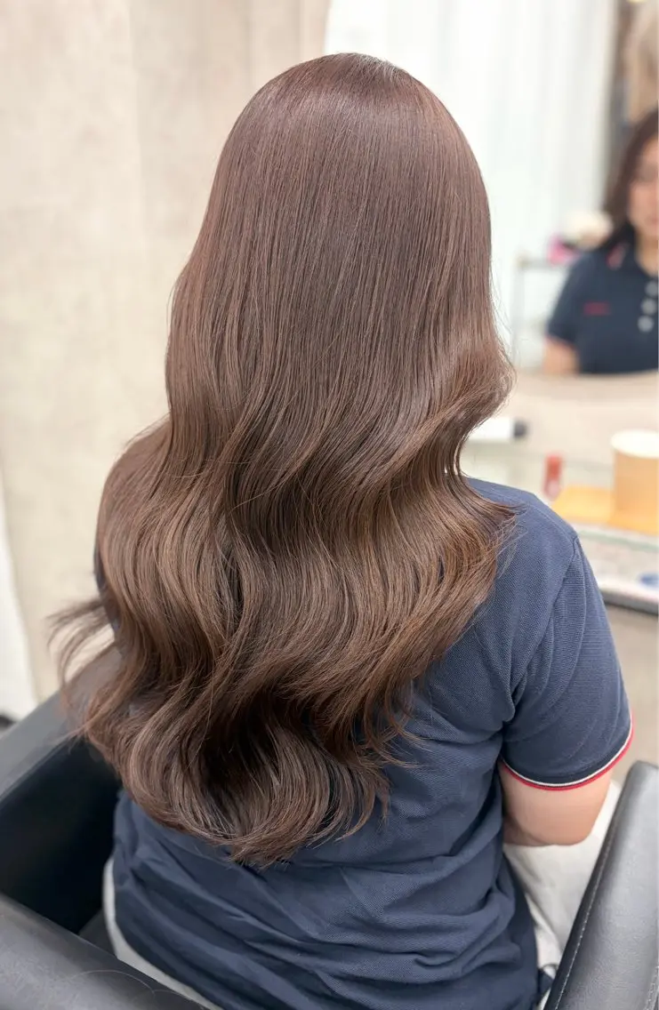 ロング チョコレートブラウン カット ヘアカラー トリートメント 艶髪/縮毛矯正 /NATSUNOのヘアスタイル