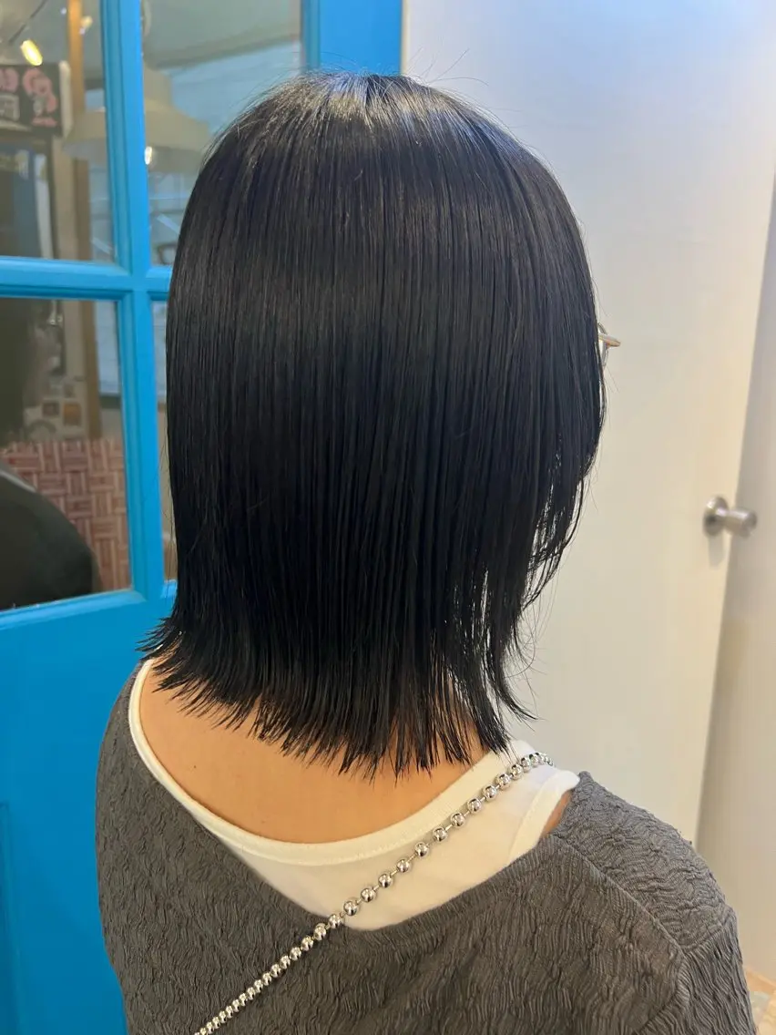 ミディアム カラー デザインカラー イヤリングカラー ハイライトカラー ボブ 顔周りカット カット ヘアカラー トリートメント KANA/ボブ/ インナーカラー/艶髪のヘアスタイル