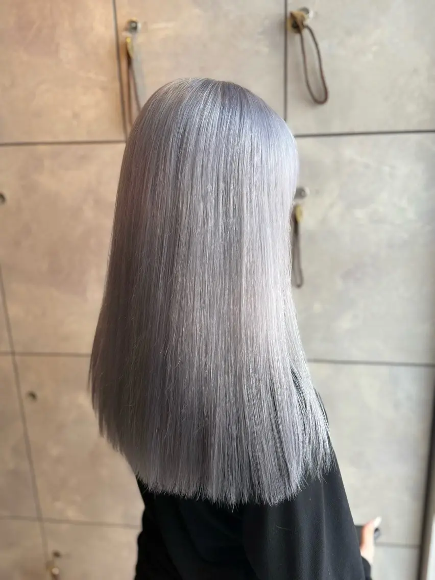 ロング カラー 🎀ハイトーン・艶 カラー HANA🎀のヘアスタイル