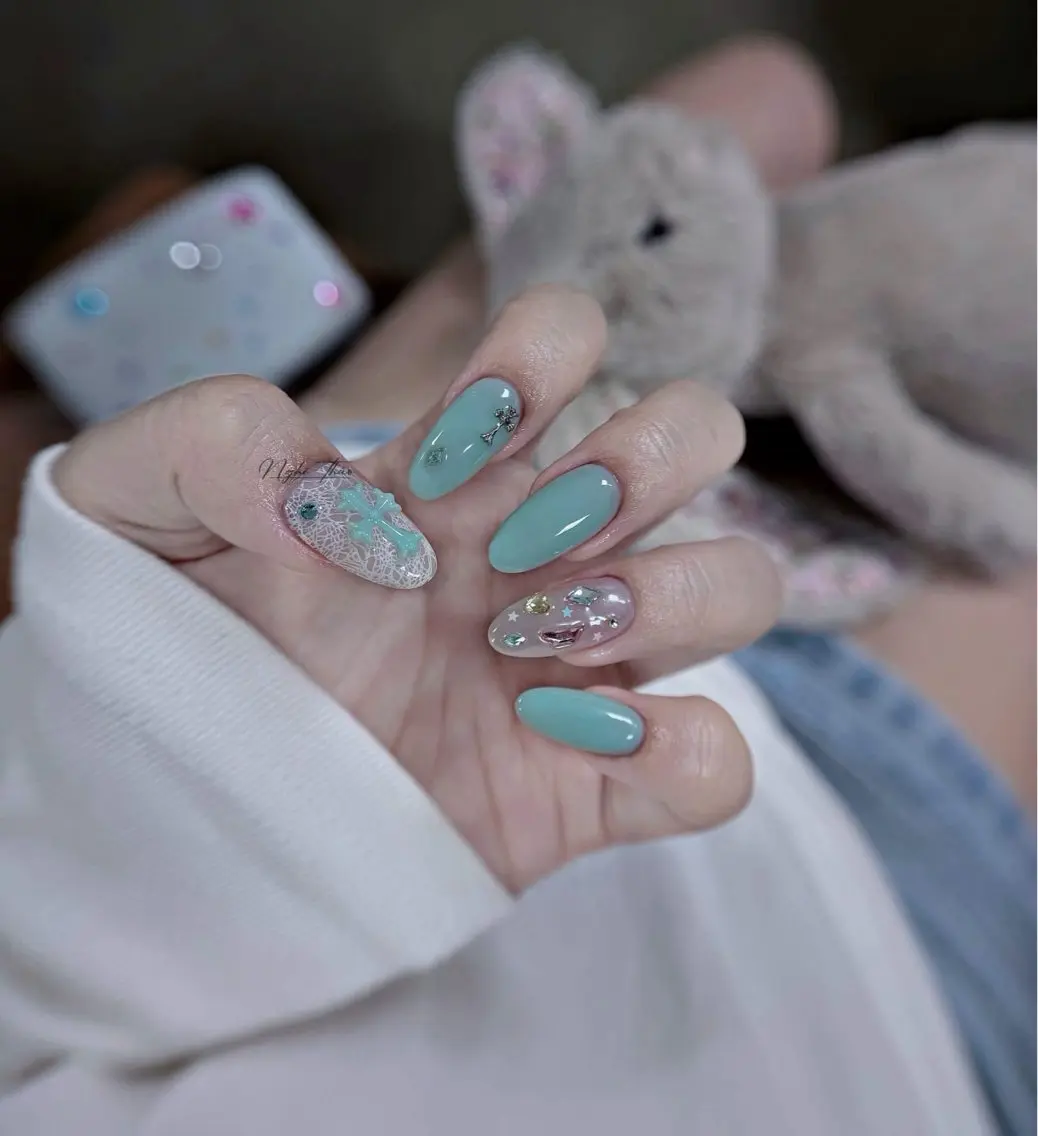 ネイル 長さ出し フレンチネイル 韓国ネイル ロングネイル シンプルネイル ハンドネイル いちごちゃん Aureaのネイルデザイン