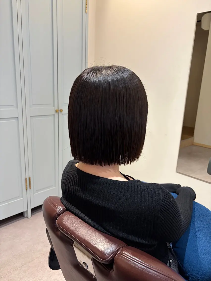 ショート 荒井 茉凜のヘアスタイル