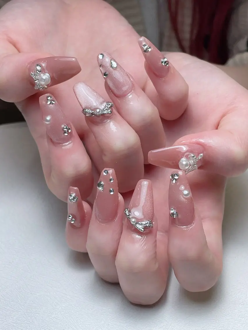 ネイル アートネイル オーロラネイル 長さ出し フレンチネイル ジェルネイル ハンドネイル 中野駅から2分 MEO NAILのネイルデザイン