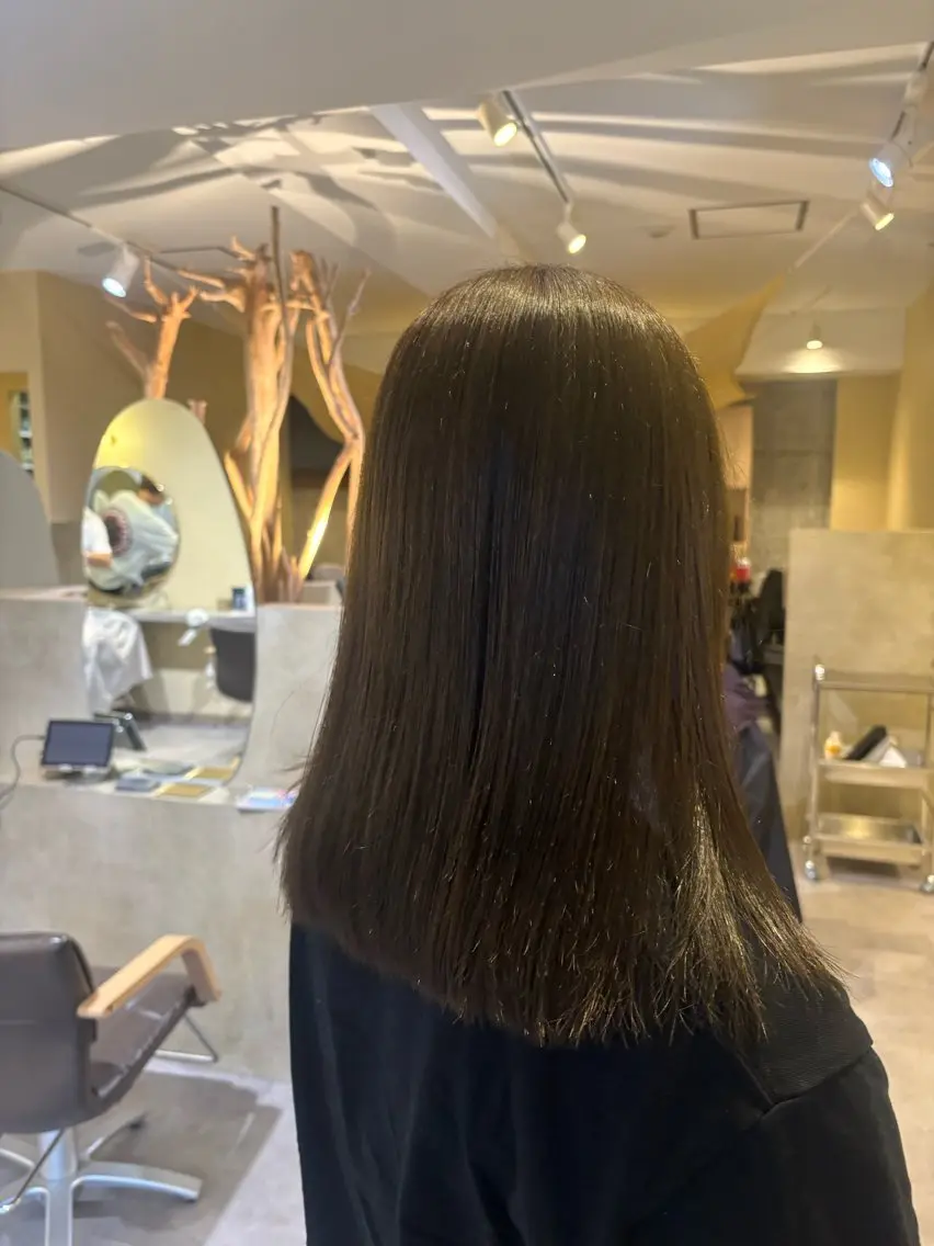 カラー ベージュカラー オリーブベージュ 阪急伊丹🦋こばまつ ひなた🦋のヘアスタイル