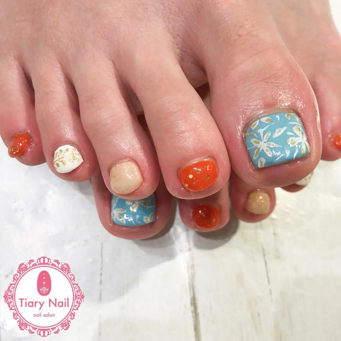ネイル tiarynail K K🐼のネイルデザイン
