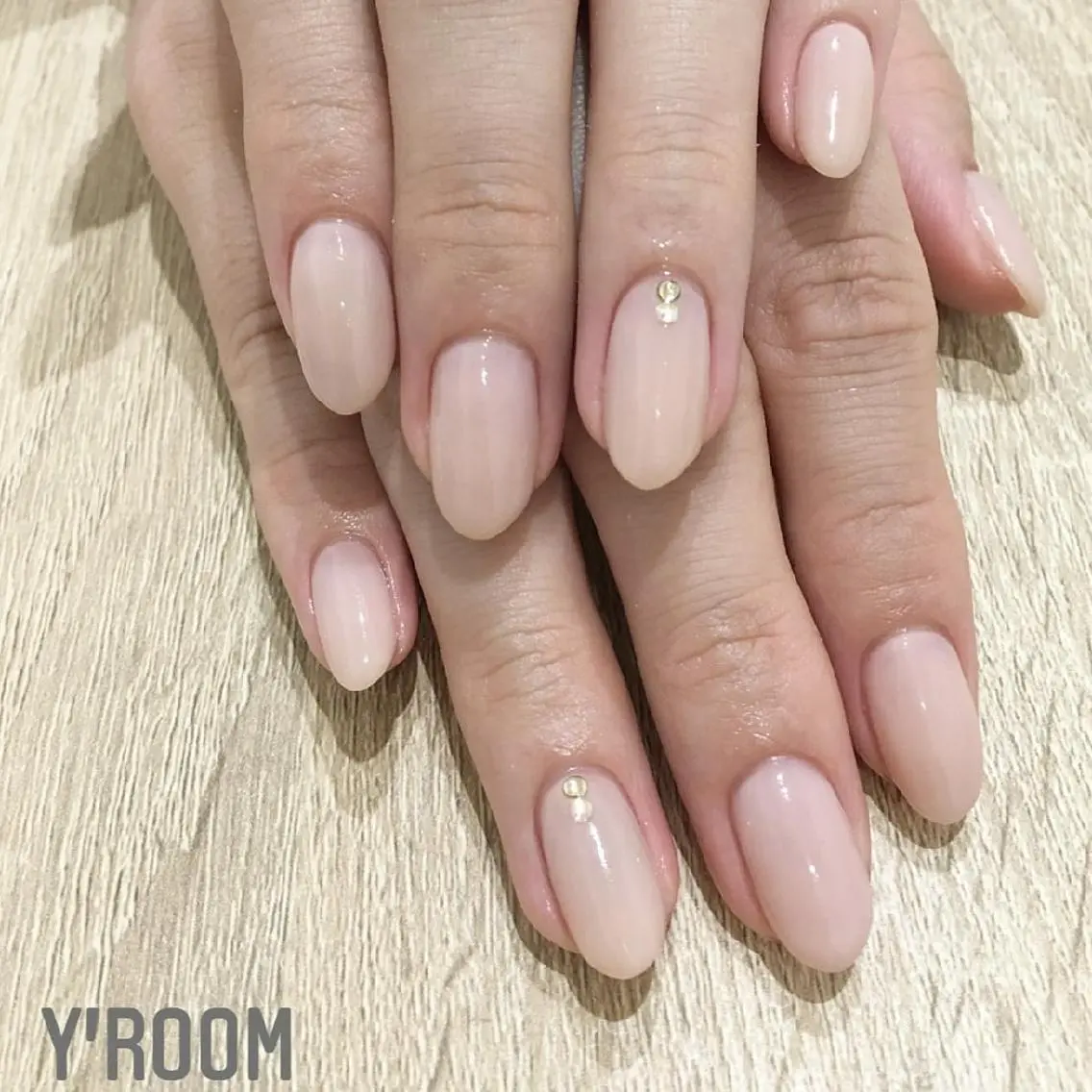 ネイル フラッシュネイル ジェルネイル マグネットネイル ニュアンスネイル ワンカラーネイル ハンドネイル YUKA （ネイリスト）のネイルデザイン