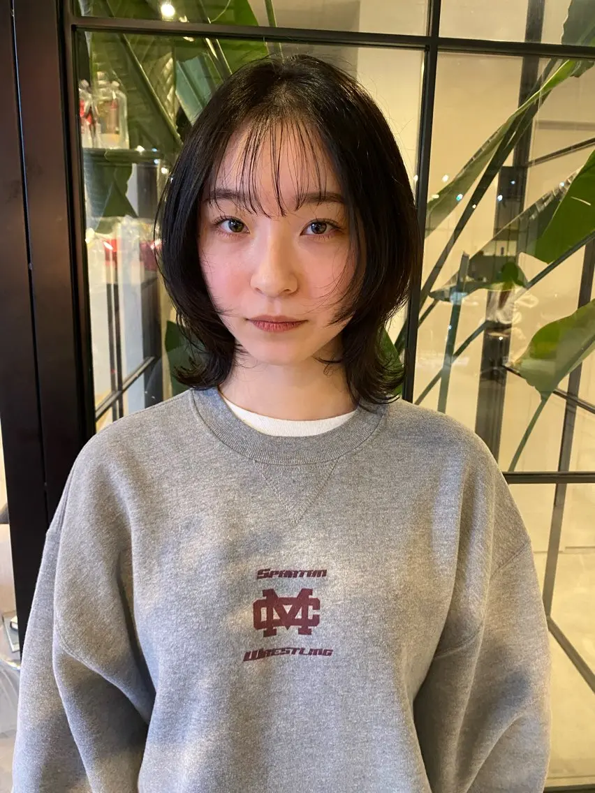 ミディアム ウルフカット カット トリートメント LUVISM新潟🎀 透明感カラー/ミユのヘアスタイル