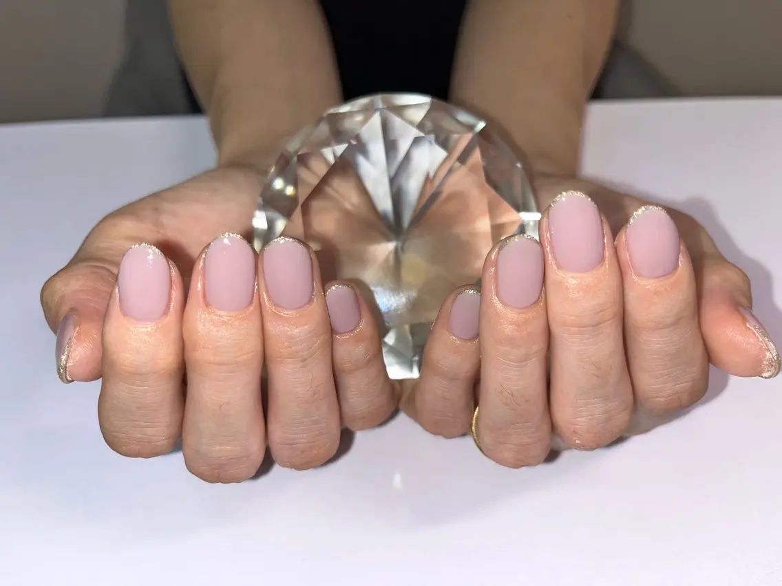 ネイル アートネイル ラメ(グリッター) ニュアンスネイル オフィスネイル ワンカラーネイル プライベートサロン N's Nailのネイルデザイン