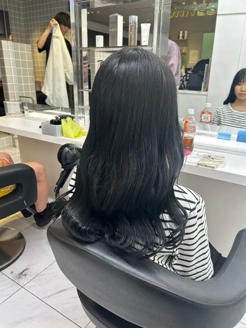 セミロング カラー パーマ ヘアアレンジ メンズ キッズ 🦋縮毛/韓国レイヤ ー/透明感カラー🦋のヘアスタイル