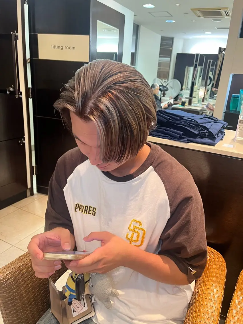 カラー デザインカラー タナカ Tanakaのヘアスタイル