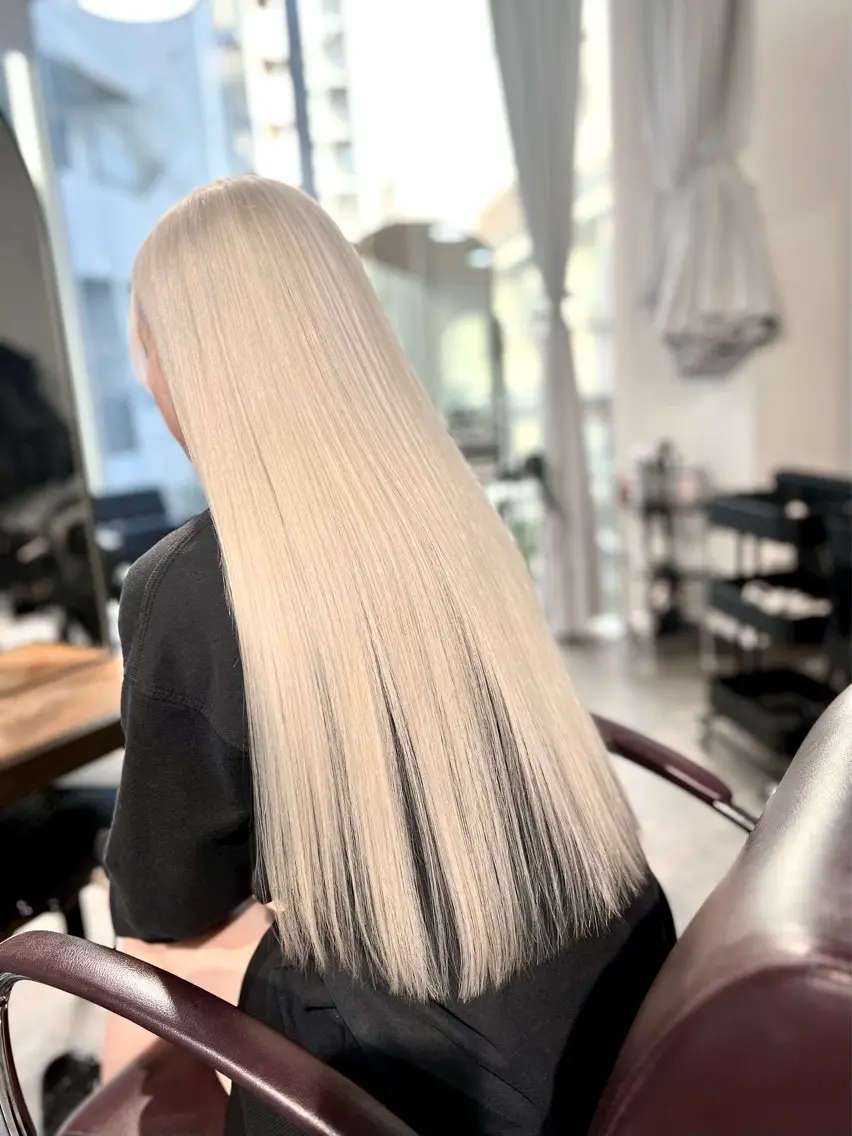 ロング カラー ヘアアレンジ ヘアカラー トリートメント ヘアセット 🌈インナーカラー ‘ショウマ’🌈のヘアスタイル