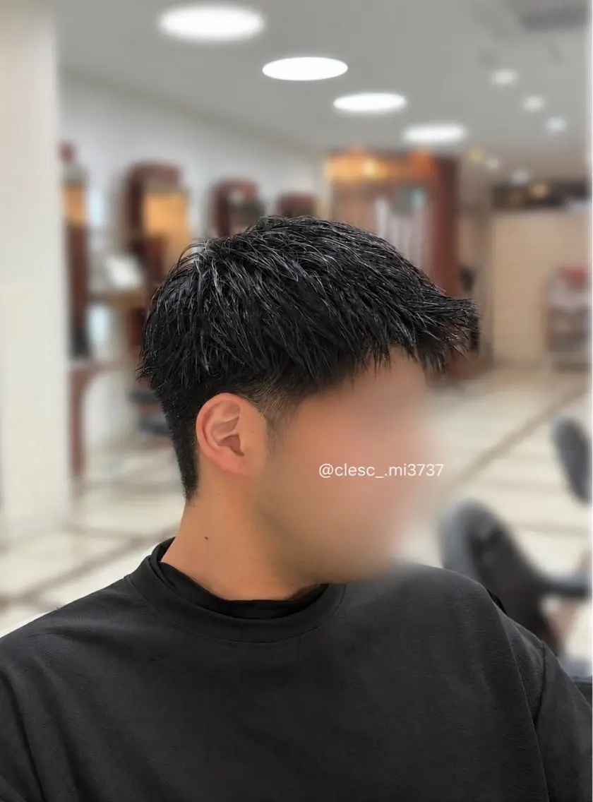 メンズ カット ☁️MIZUKI‎ ☁️明るい白髪染めのヘアスタイル