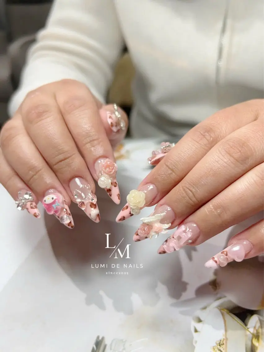 ネイル グラデーション ラメ(グリッター) マグネットネイル ミラーネイル ニュアンスネイル ハンドネイル Lumi de nailsのネイルデザイン