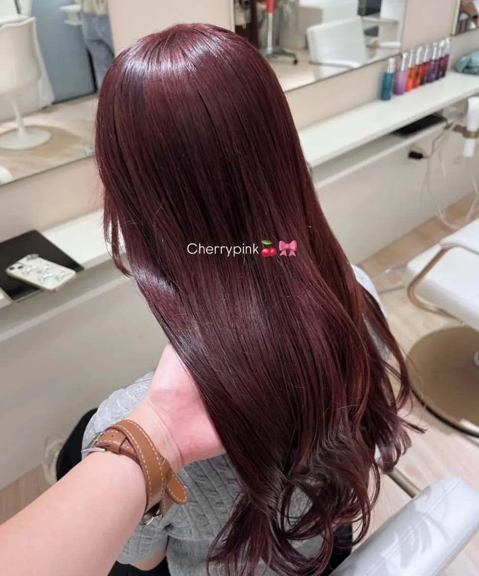 U24❤︎ 【ブリーチなしWカラーでできる！とびきり可愛いピンクカラーꔛ🤍🎀.*･ﾟ】の写真