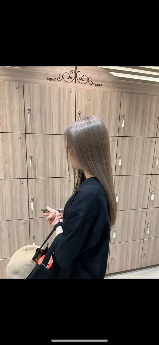カラー ベージュカラー ブリーチ ヘアカラー 旭岡龍明/ハイトーン /ケアブリーチのヘアスタイル