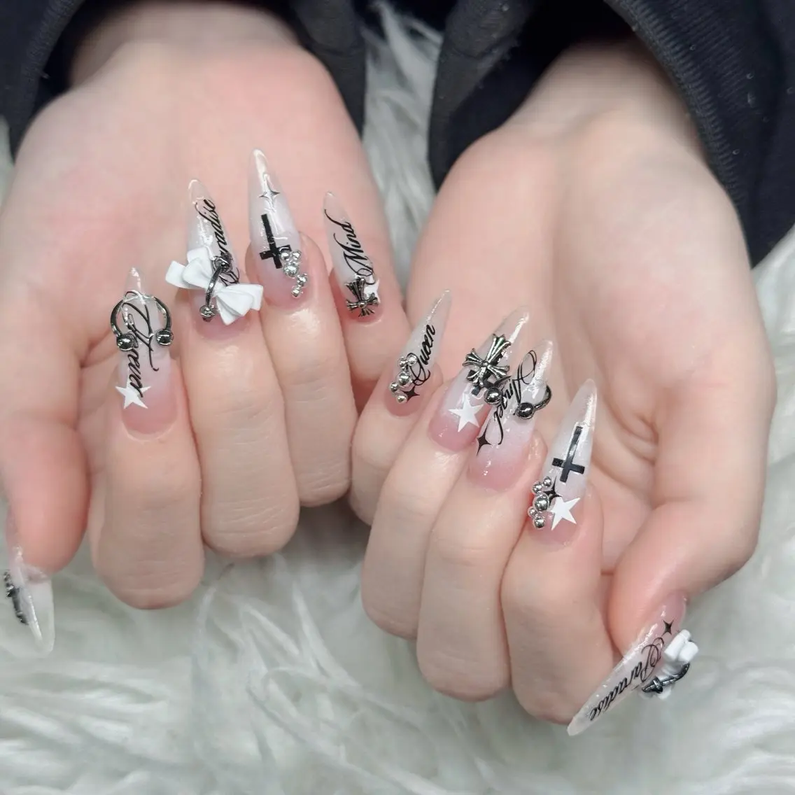 ネイル フットネイル フレンチネイル グラデーション 韓国ネイル ロングネイル ハンドネイル Hani Nail Salonのネイルデザイン