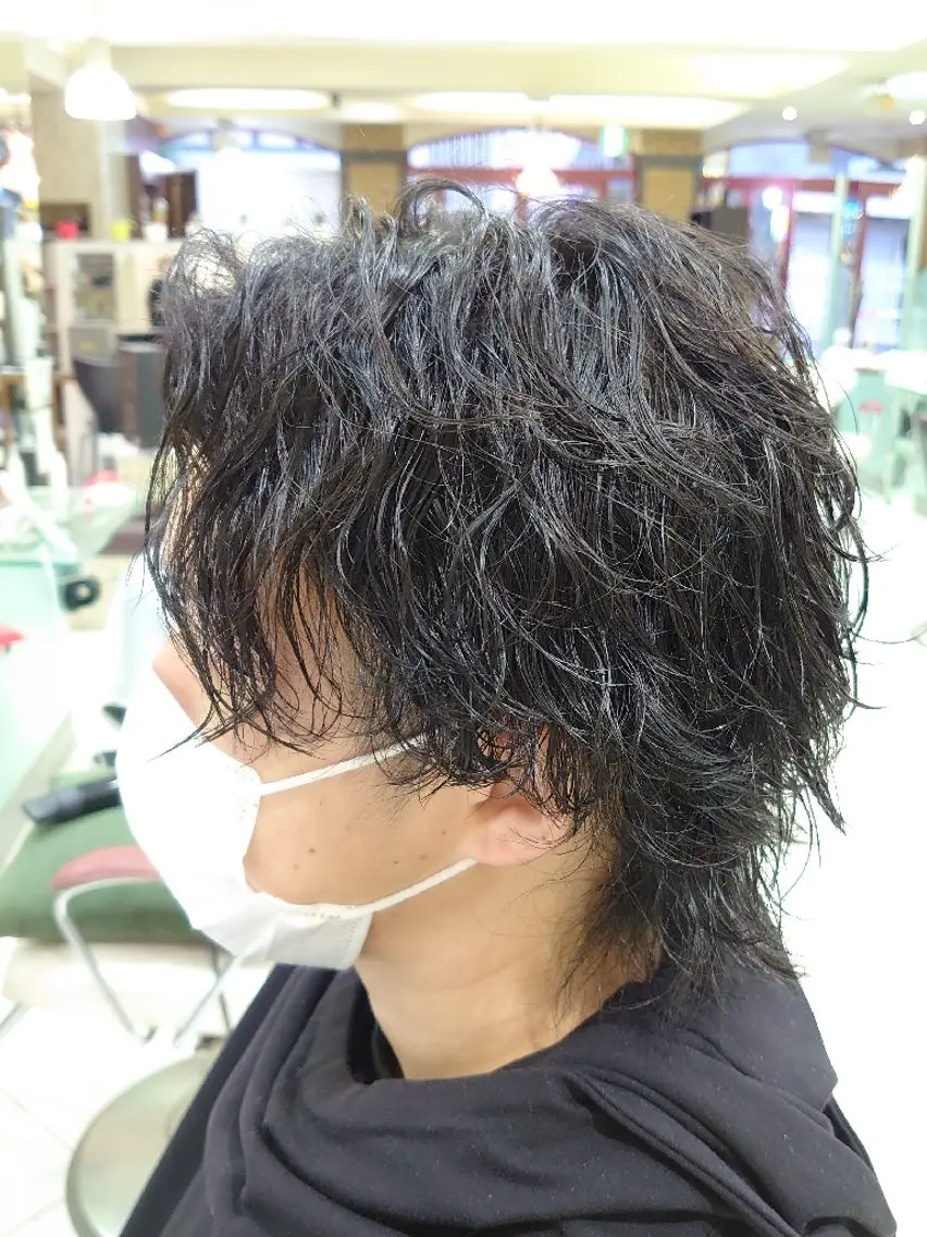 パーマ ミディアム ヘアアレンジ メンズ ミディアムパーマ メンズパーマ メンズウルフカット ウルフカット スパイラルパーマ 🐺デザインウルフ / 一ノ瀬 凌🐺のヘアスタイル