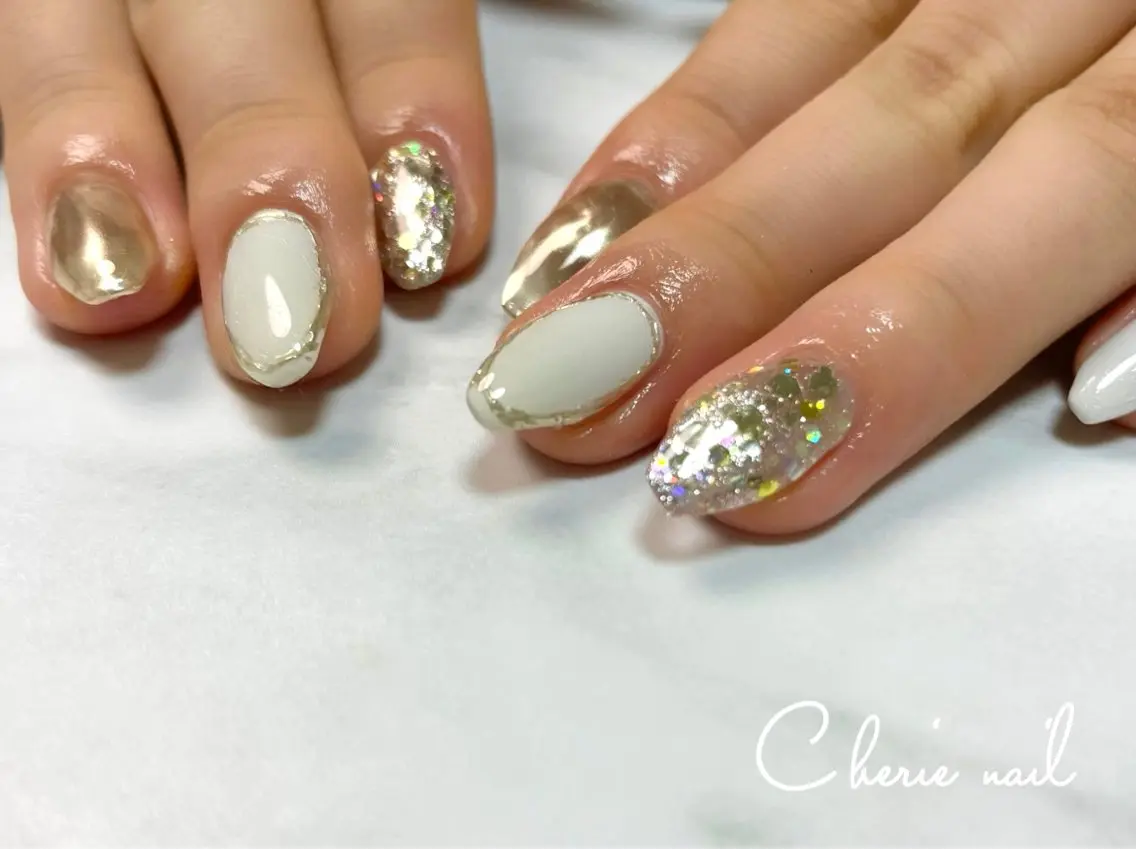 ネイル シルバー ハンドネイル Cherienail yunaのネイルデザイン