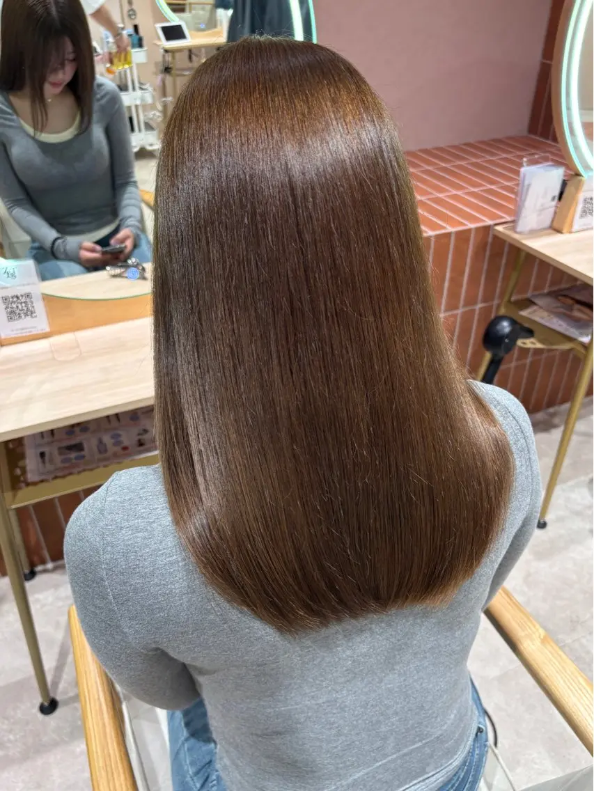 【U24】自然な仕上がりに!酸性ストレート✨の写真