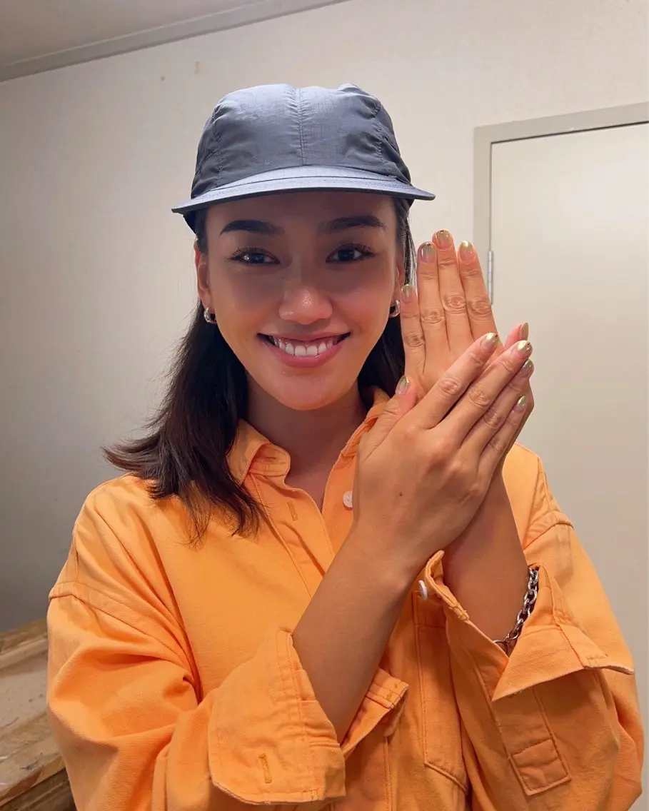 ネイル ハンドネイル フットネイル ハンドケア Miyagi Asamiのネイルデザイン