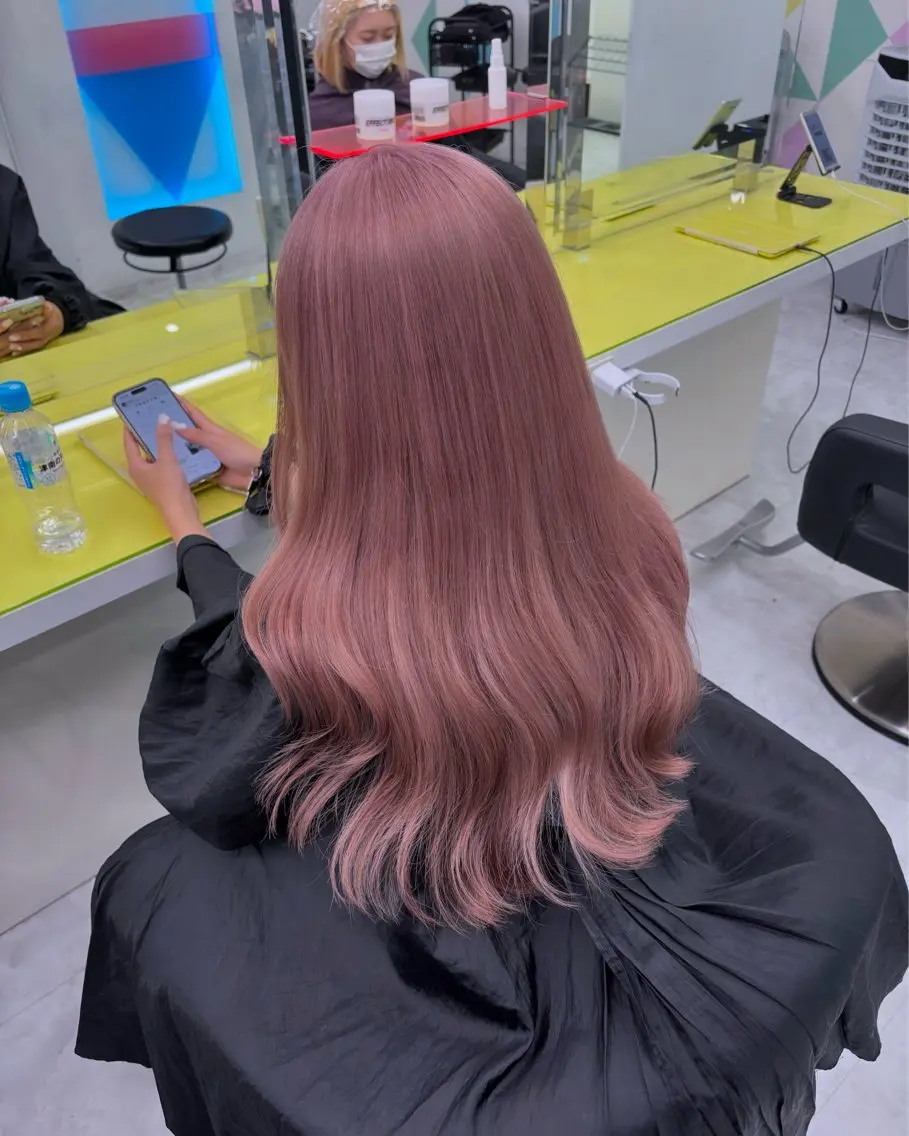 ロング カラー ヘアカラー トリートメント ヘッドスパ ヘアセット 💛ハイトーン 色落ち可愛い💛のヘアスタイル