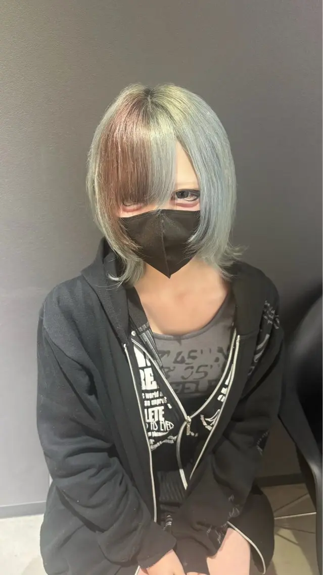 ロング カラー デザインカラー ヘアカラー デザインカラー/ハイ トーン/konomiのヘアスタイル
