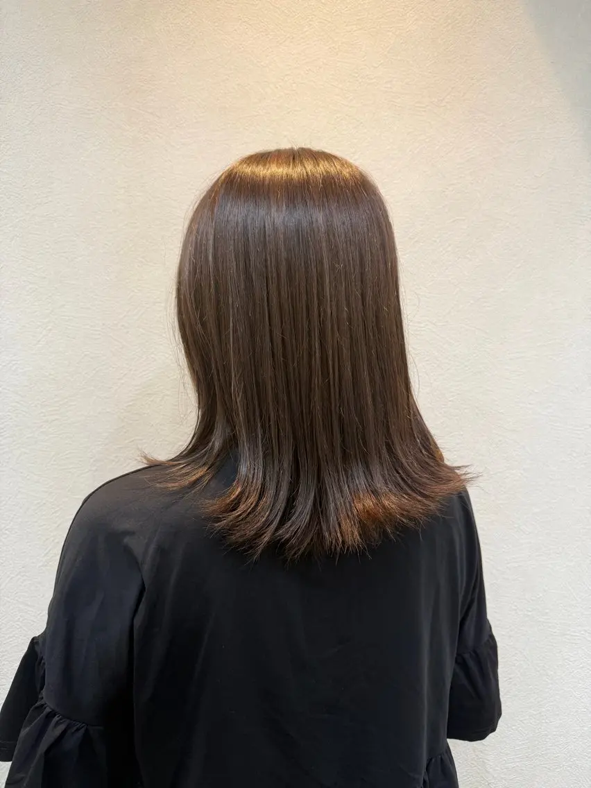 セミロング カラー アッシュ アッシュブラウン ブラウンカラー 透明感カラー ヘアカラー 柏田 怜央のヘアスタイル