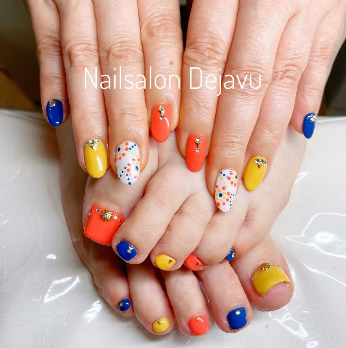 ネイル アートネイル フットネイル ジェルネイル ストーンネイル ハンドネイル Nail salon Dejavu 🌿のネイルデザイン