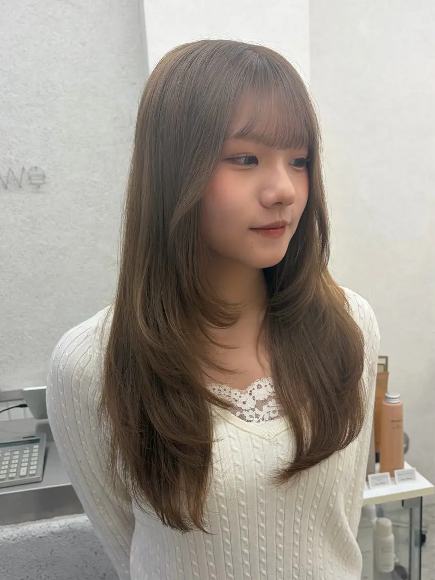 ロング カラー ヘアカラー まろやかベージュ🤎 艶髪🫧リン🔔のヘアスタイル