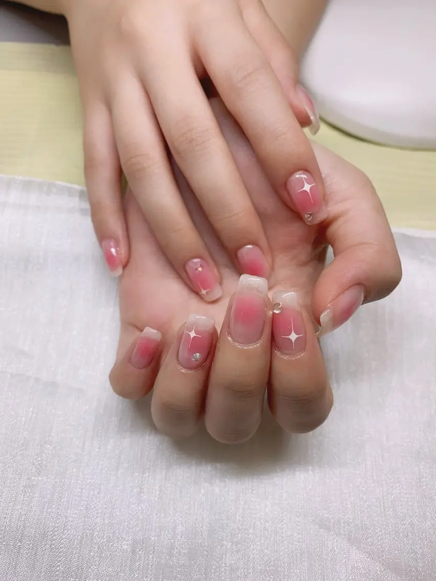 ネイル えい このネイルデザイン