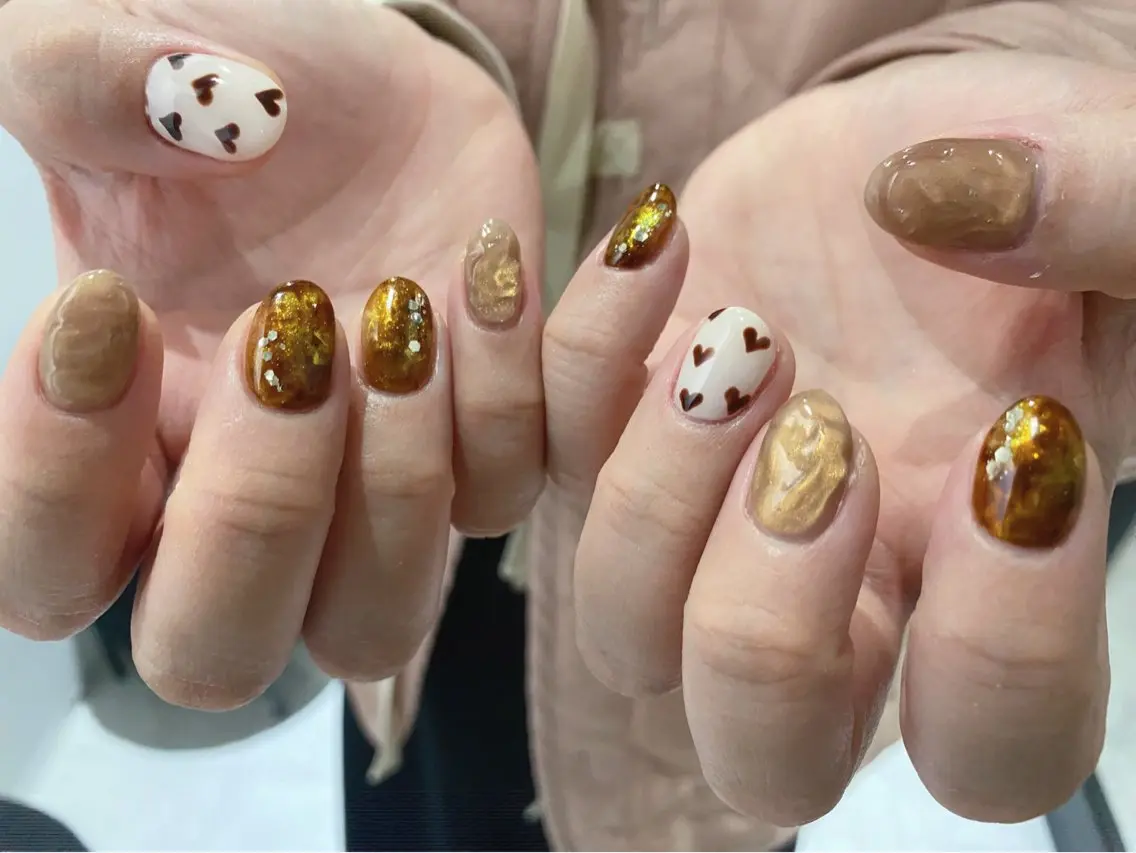 ネイル ブラウン ハート バレンタイン nailsalon Única　ウニカのネイルデザイン