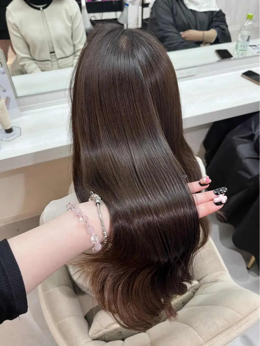 セミロング カラー ブラウンカラー チョコレートブラウン ヘアカラー トリートメント 🍑ももか🍑透明感 カラー/赤羽🦋のヘアスタイル