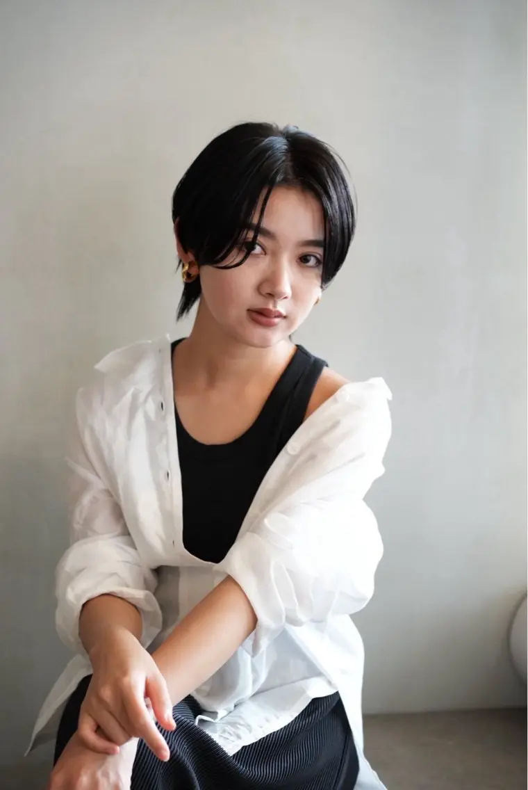 ショート カラー 八幡 空乃のヘアスタイル