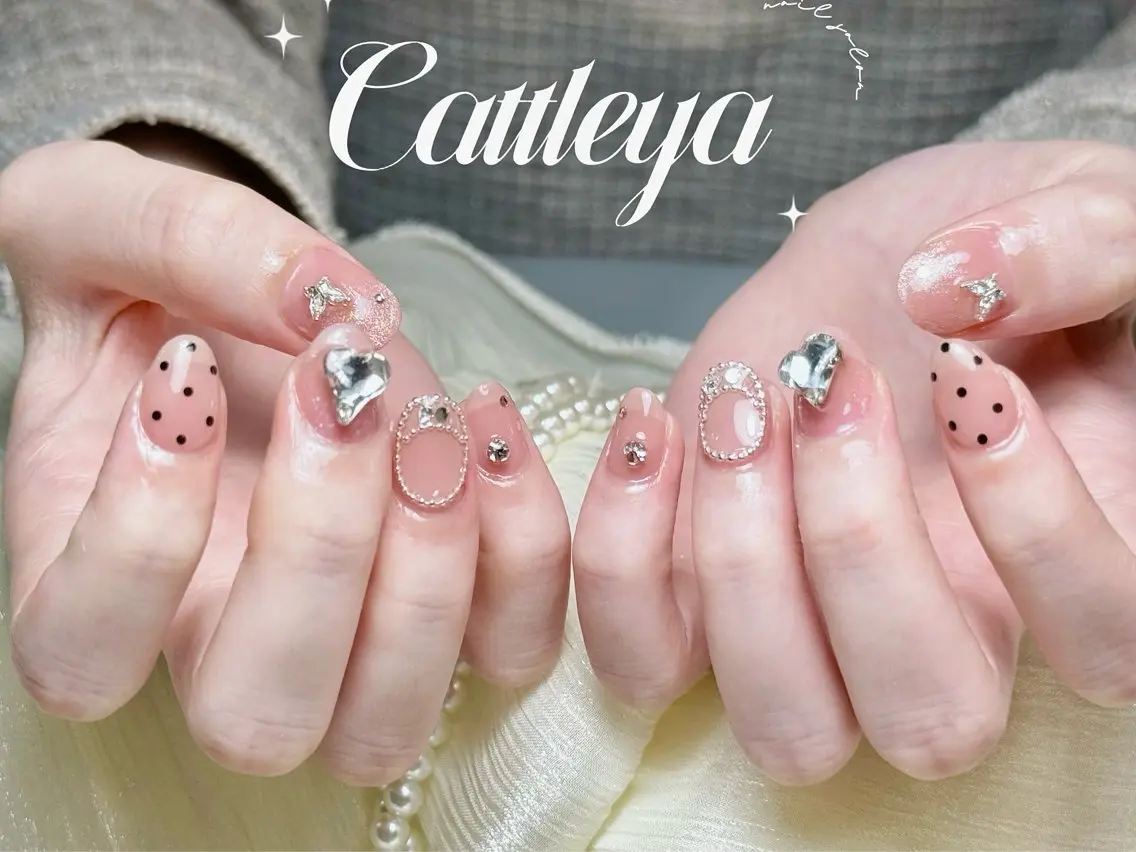 ネイル ˖⊹Cattleya 吉祥寺♡˖ ⊹のネイルデザイン