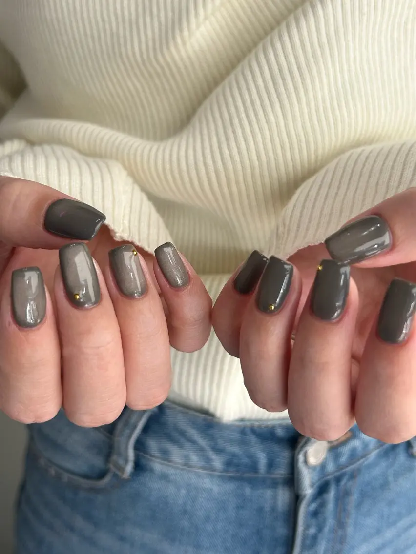 ネイル シンプルネイル née RINAのネイルデザイン