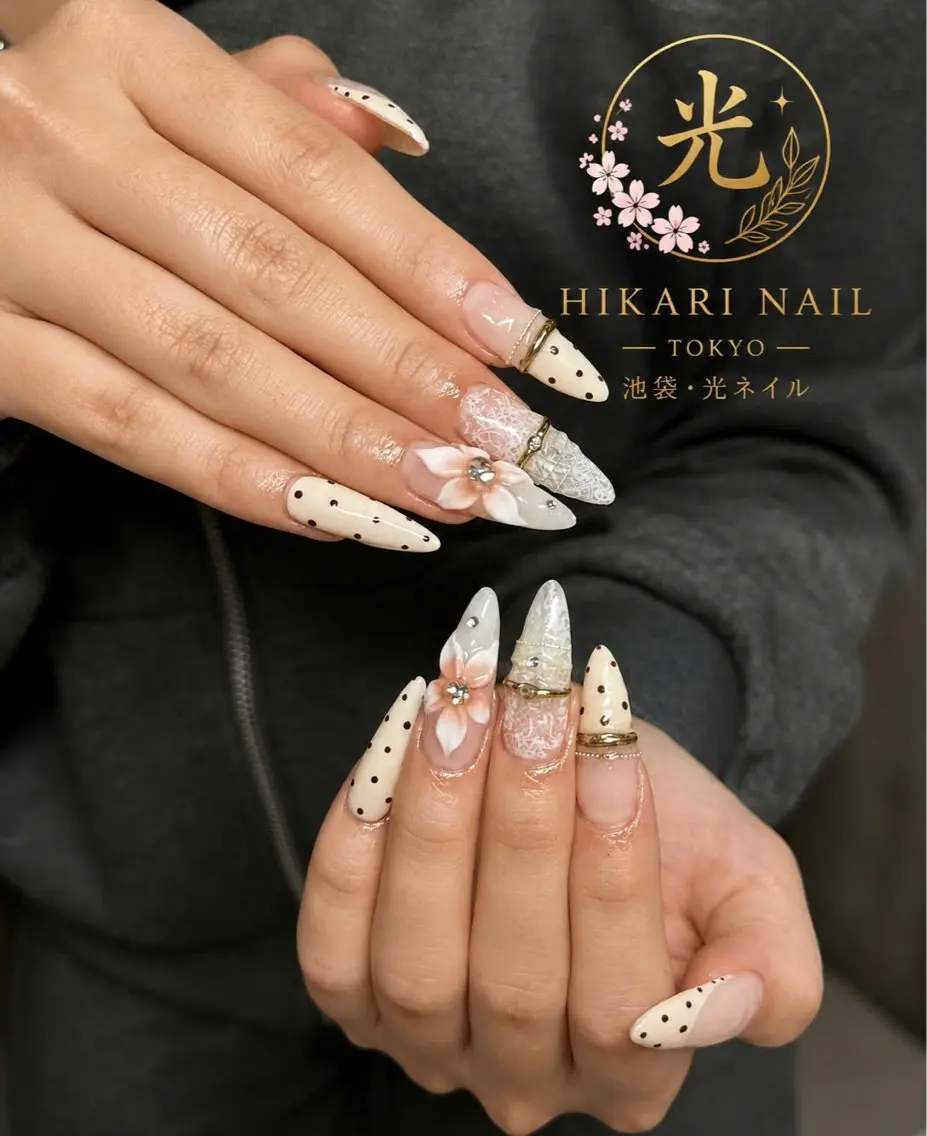 ネイル チークネイル 長さ出し フレンチネイル ガーリー ハート ハンドネイル HikariNail Ikebukuroのネイルデザイン