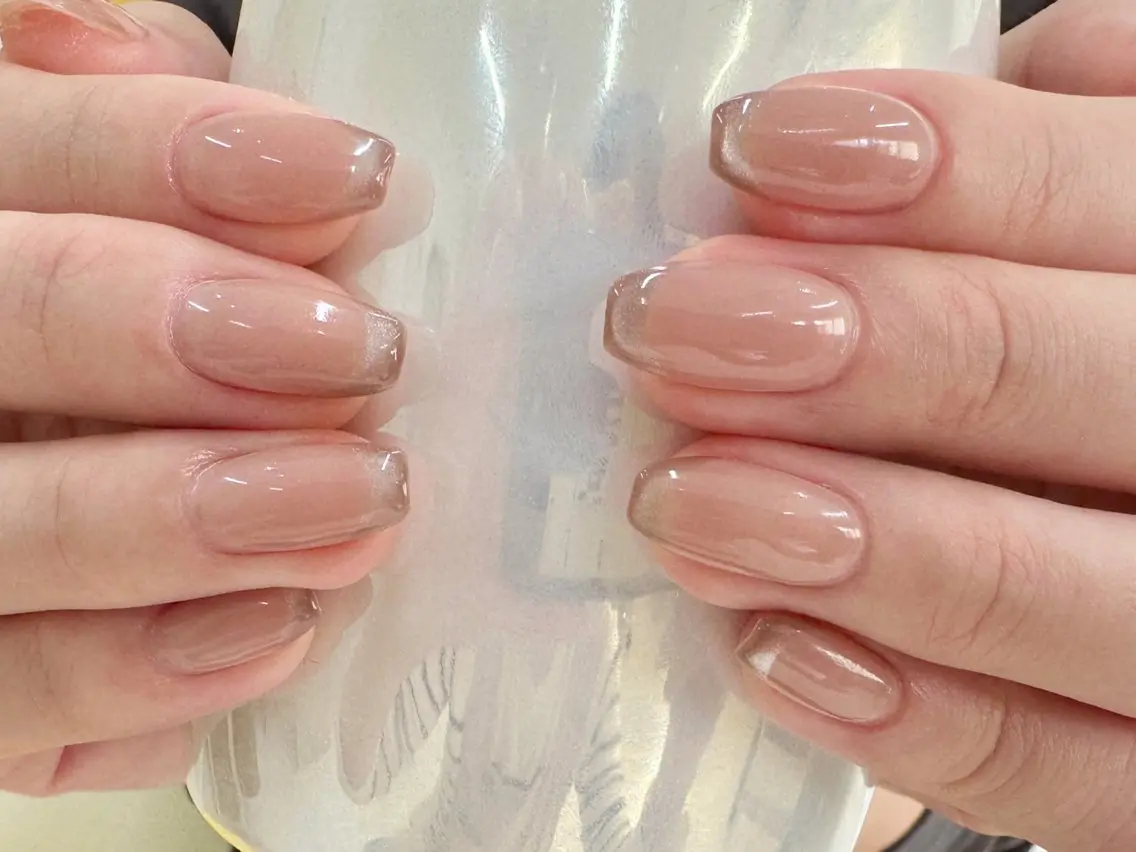 ネイル フレンチネイル キラキラネイル 韓国ネイル マグネットネイル ピンク LE REVE nailsalonのネイルデザイン