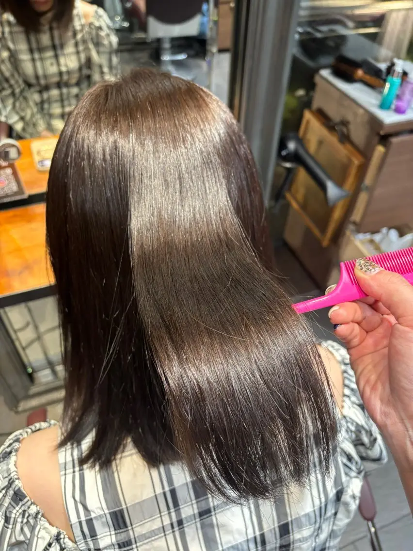 ミディアム カラー 和田 倫歩のヘアスタイル