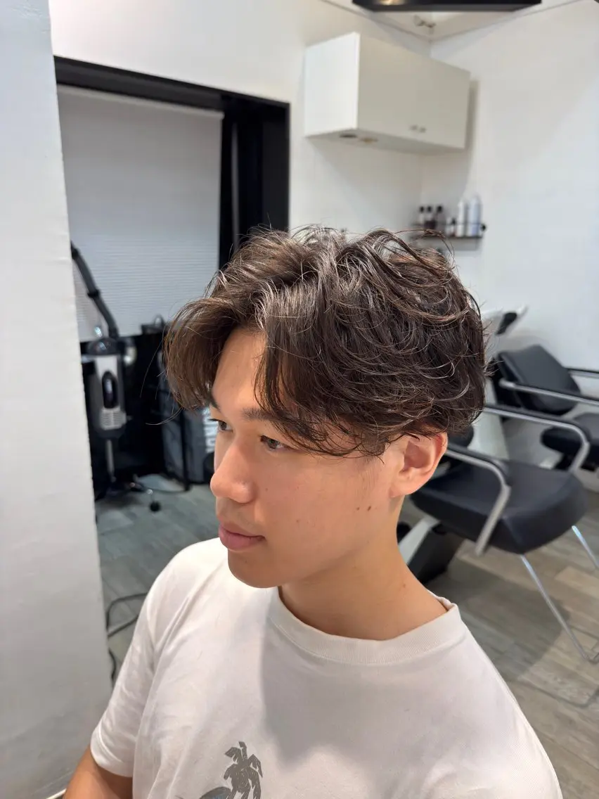 ミディアム カット ご新規様限定 原宿　レンのヘアスタイル