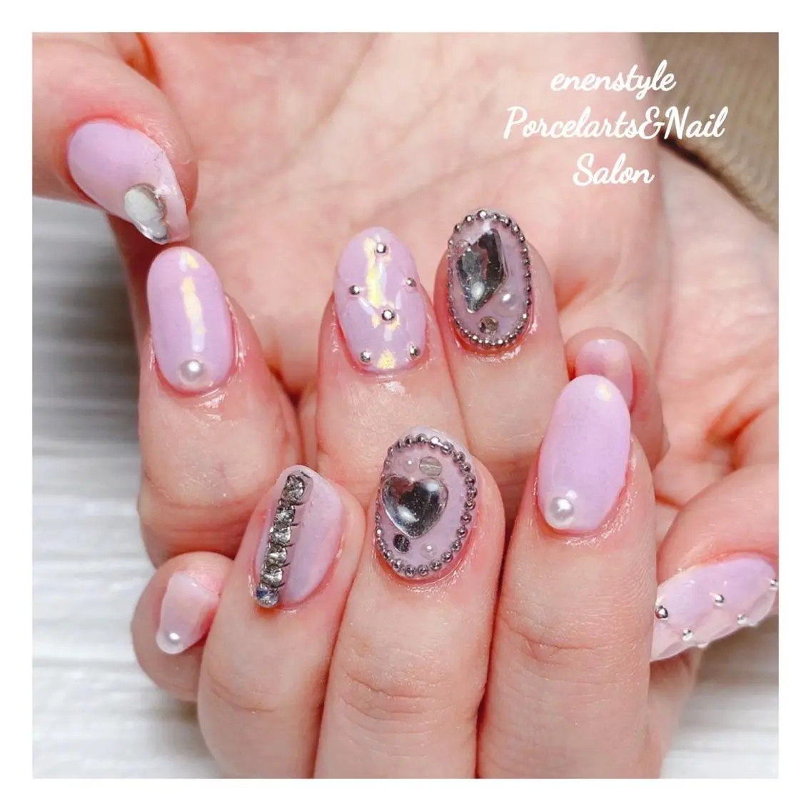 ミディアム ネイル 🐾enen style 🐾のネイルデザイン
