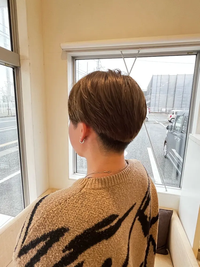 ショート メンズ メンズブリーチ ヘアカラー 平間 稔希のヘアスタイル