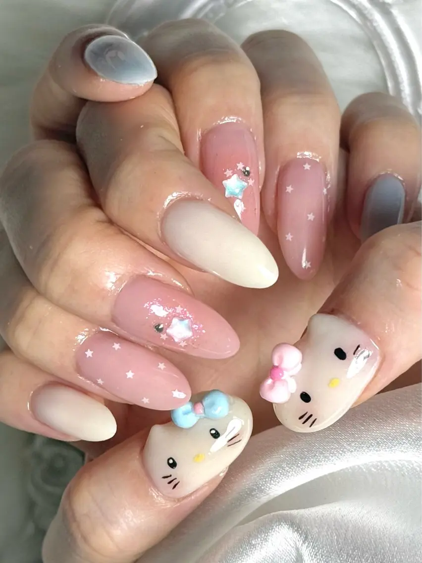 ネイル ハンドネイル ルシイ🎀新宿長さ 出しパーツ専門店のネイルデザイン