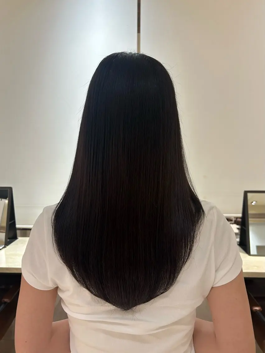 セミロング カラー ブリーチ 瑞希 / GINZA assistantのヘアスタイル