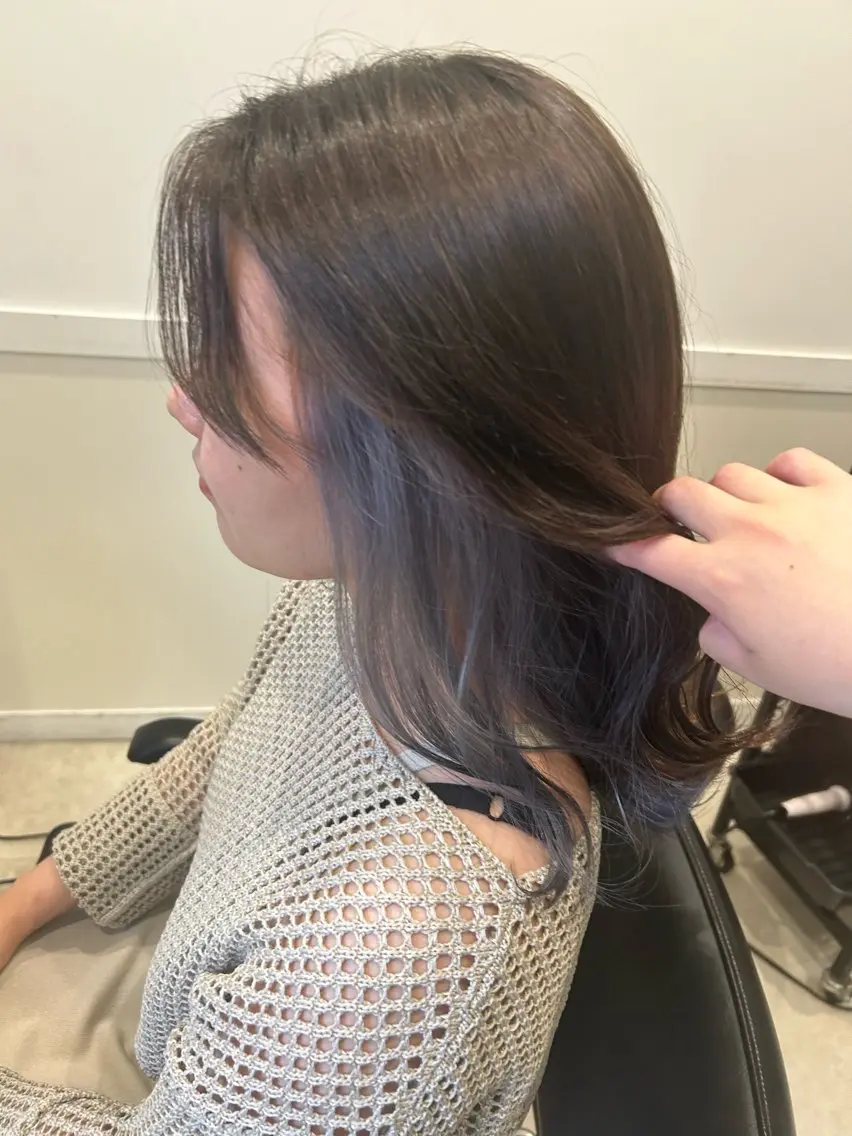 セミロング 🌈透け感カラー RINA🌈のヘアスタイル