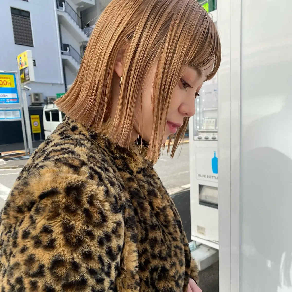 ミディアム カラー 𝑺𝒂𝒌𝒊 🩶マンツーマン施術のヘアスタイル